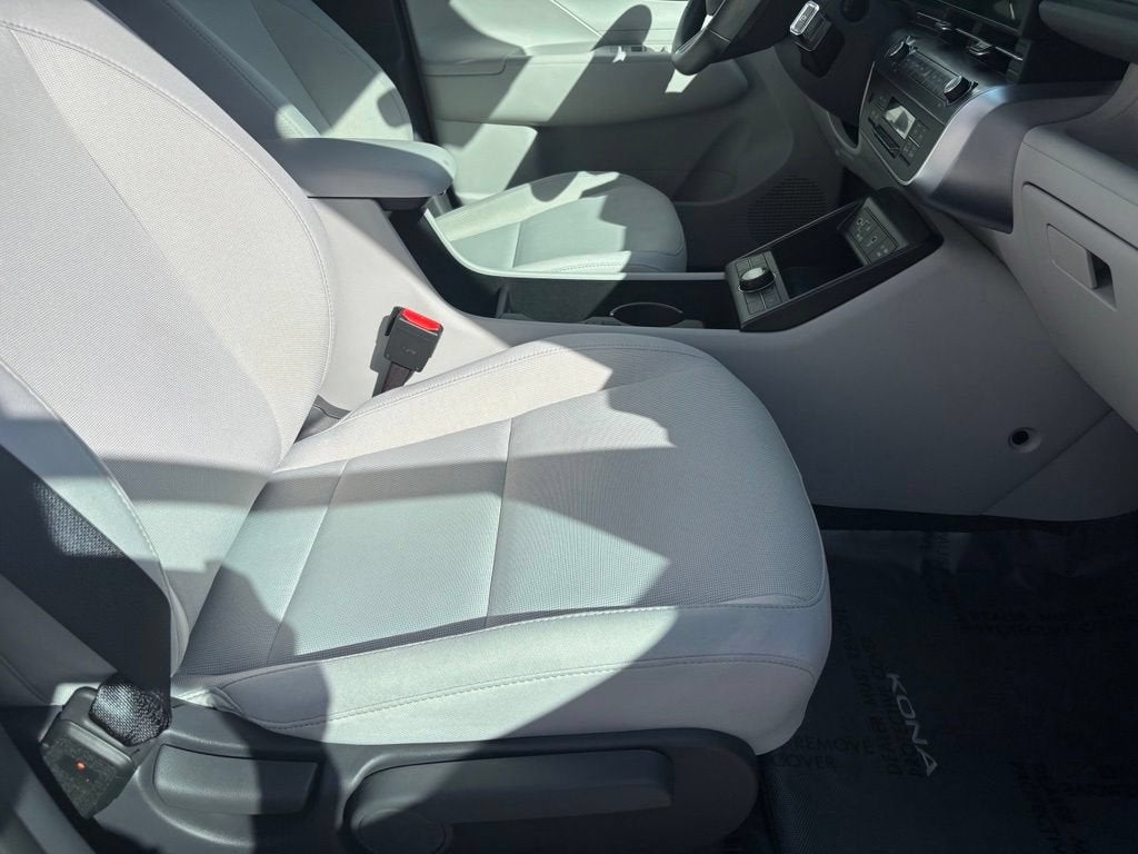 2025 Hyundai Kona Electric SEL