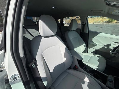 2025 Hyundai Kona Electric SEL