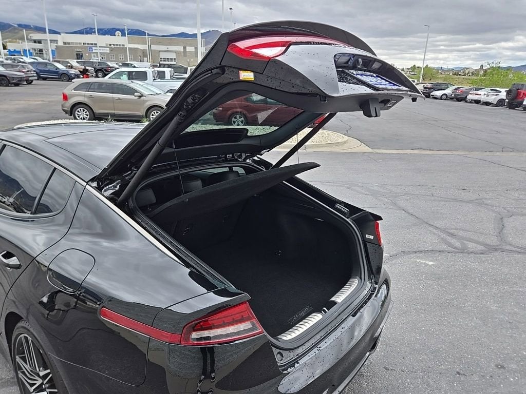 2023 Kia Stinger GT2